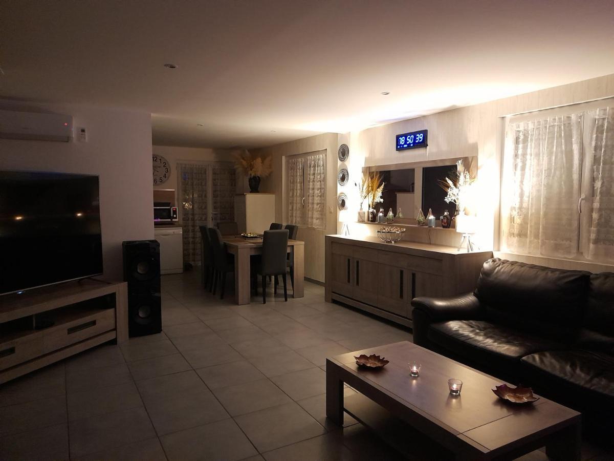 Ferienwohnung Les Pieds Dans L'Eau Sainte-Marie Exterior foto